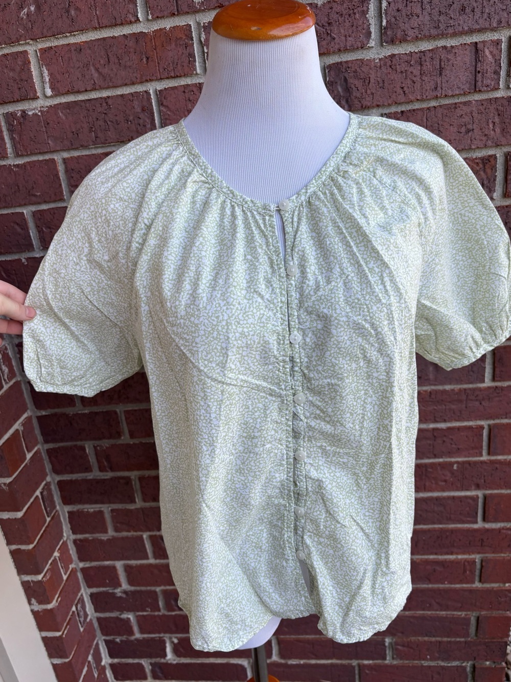 Universal Thread Light Sage Floral Button-Front Blouse
